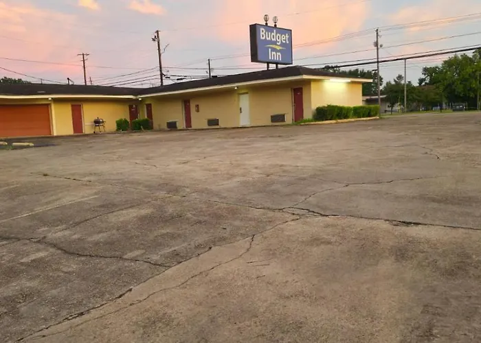 Budget Inn